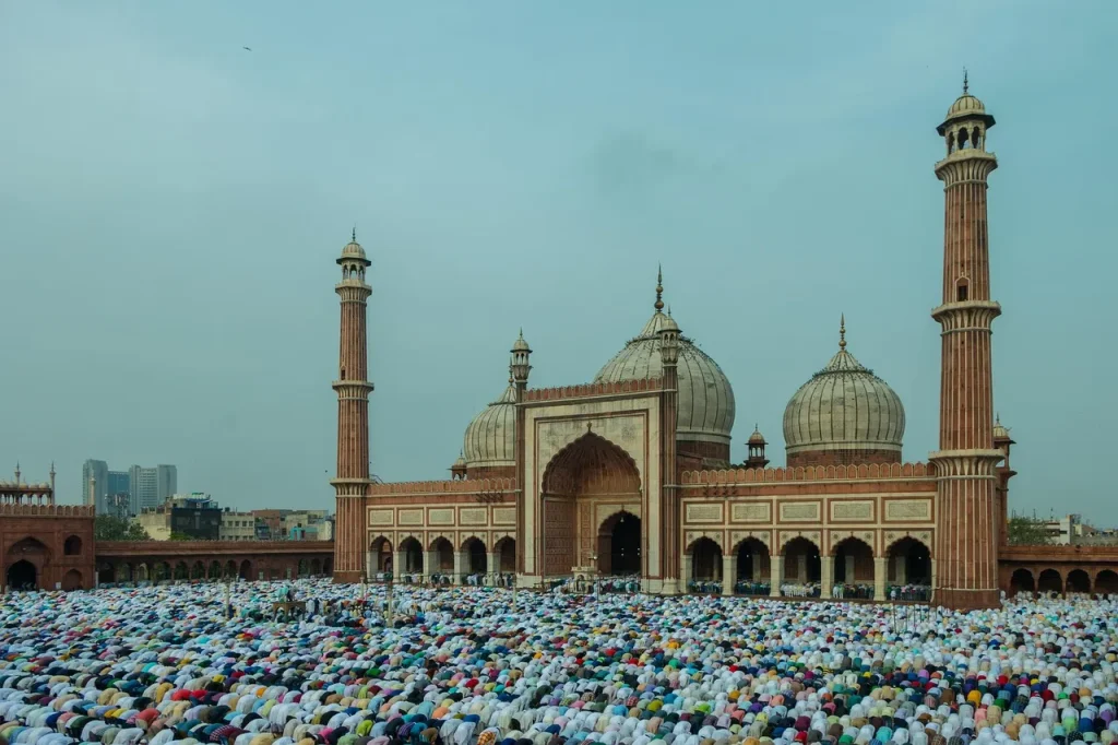 Thousands gathered for Eid prayers at Jama Masjid in Delhi during Eid al-Adha celebration